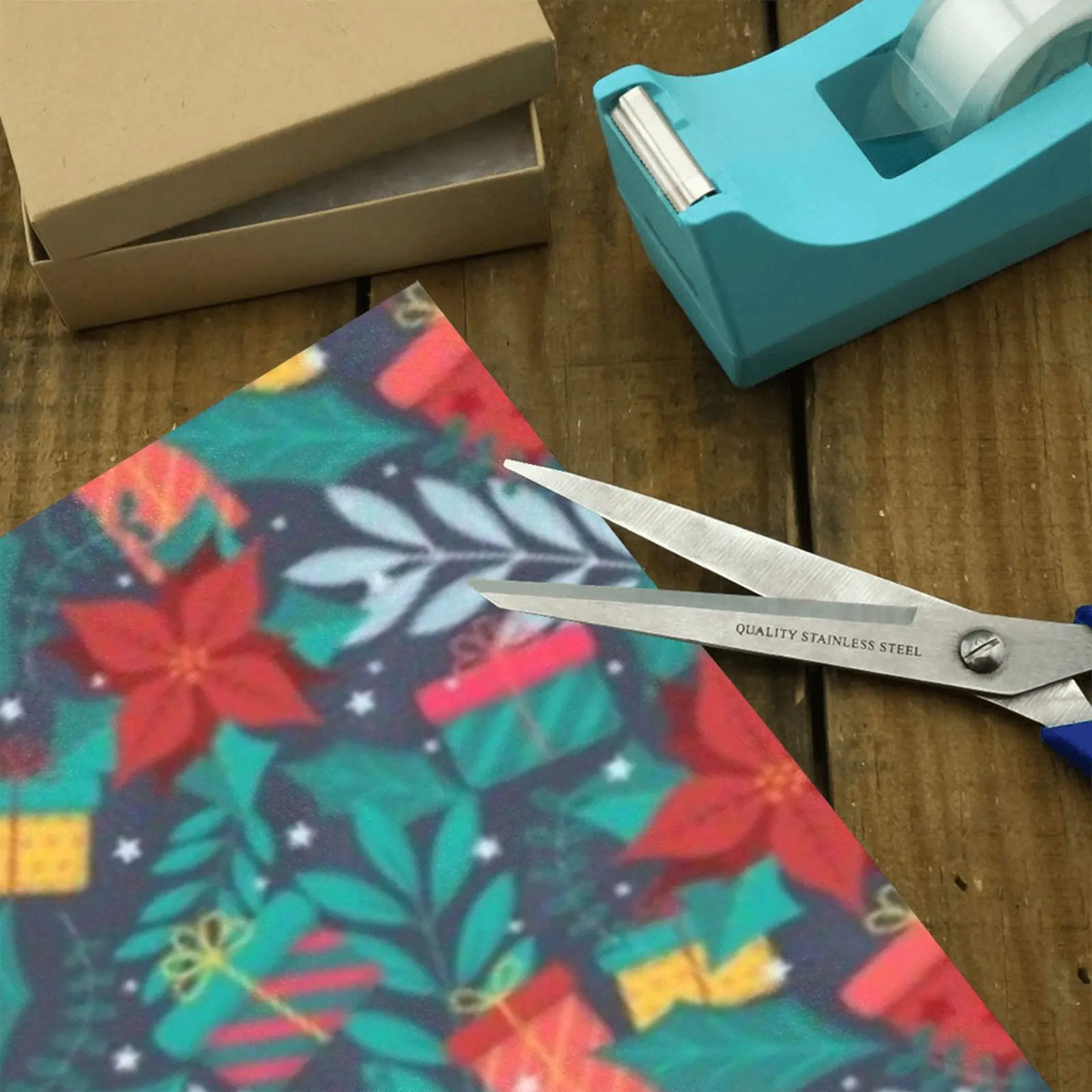 Wrapping
Paper Gift Wrap – Holly Pinwheel – 1, 2, 3, 4 or 5 Rolls - Image 3