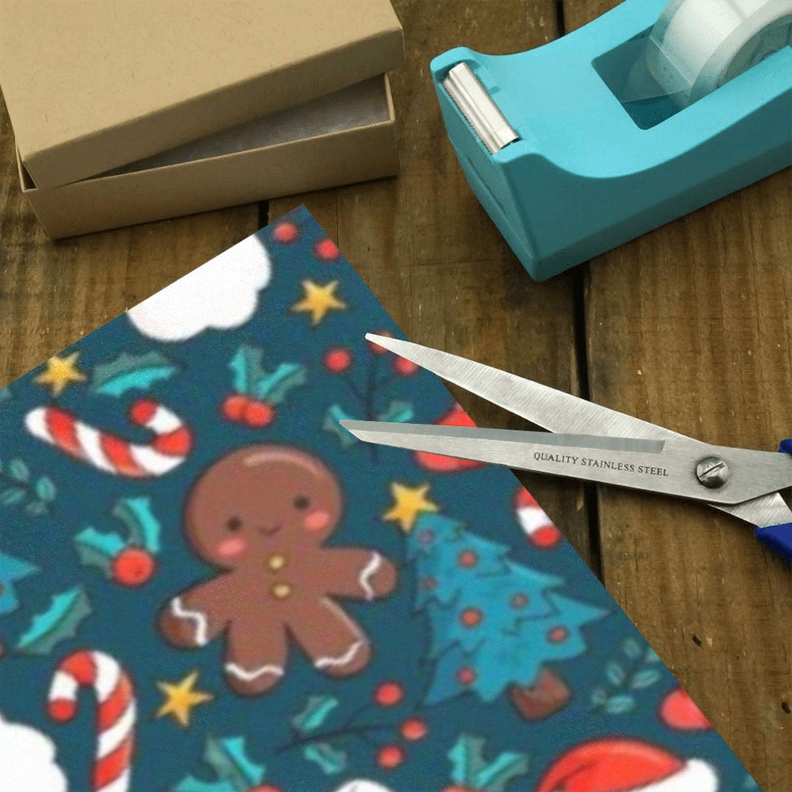 Wrapping
Paper Gift Wrap – Green Candy – 1, 2, 3, 4 or 5 Rolls - Image 4